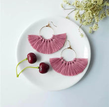 Load image into Gallery viewer, TOOTS