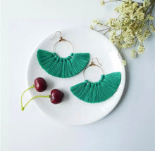 Load image into Gallery viewer, TOOTS