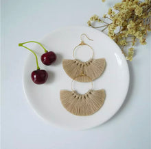 Load image into Gallery viewer, TOOTS