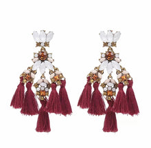 Load image into Gallery viewer, DANGLE