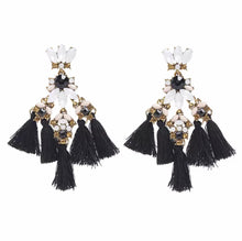 Load image into Gallery viewer, DANGLE